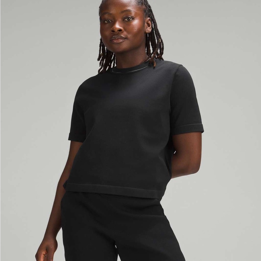 Lululemon Boxy Knit T-Shirt Black Size Medium